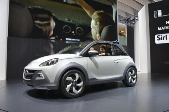 opel adam rocks