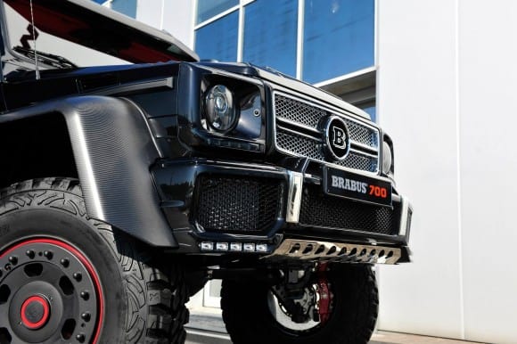 Brabus 700 6X6
