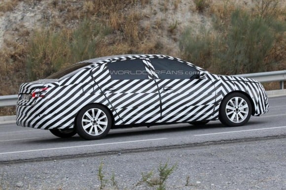 Spyshots - Peugeot 308 Sedan-1