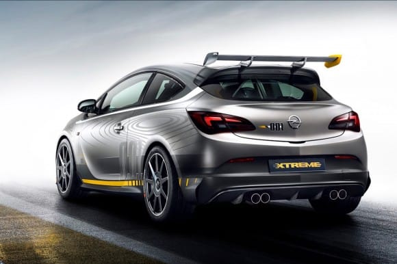 Peu d'exemplaires pour cette version de "300 chevaux" de l'Opel Astra OPC
