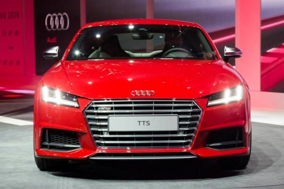 La nouvelle TT 2014 se présente à Genève via une nouvelle face avant et un intérieur inédit