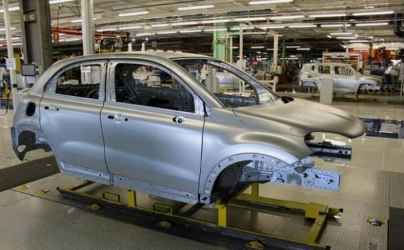 La Fiat 500X immortalise son entrée en production