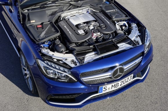On trouve sous le capot de cette C63 AMG le même V8 que celui de l'AMG GT