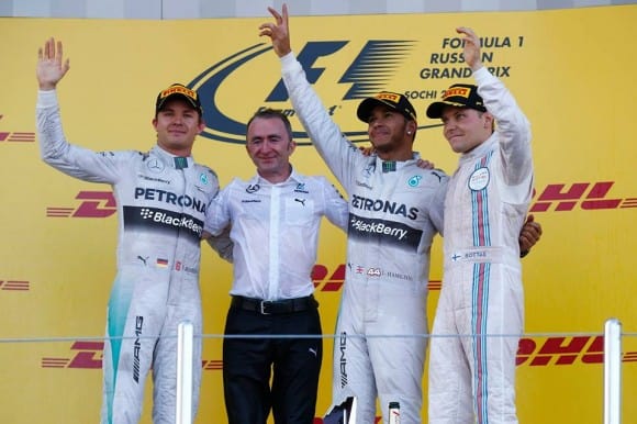 Le doublé, Hamilton et Rosberg, offre le titre de champion des constructeurs à Mercedes !