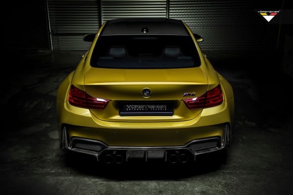 BMW M4 GTRS4 élargie par Vorsteiner !