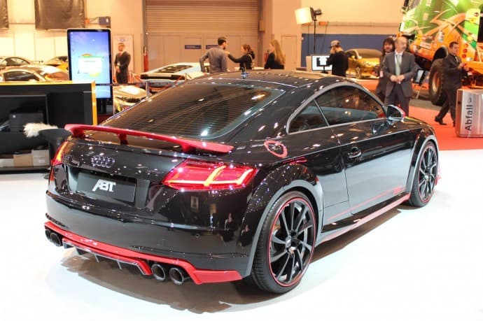 Un aileron fixe vient s'apposer sur l'Audi TT d'ABT