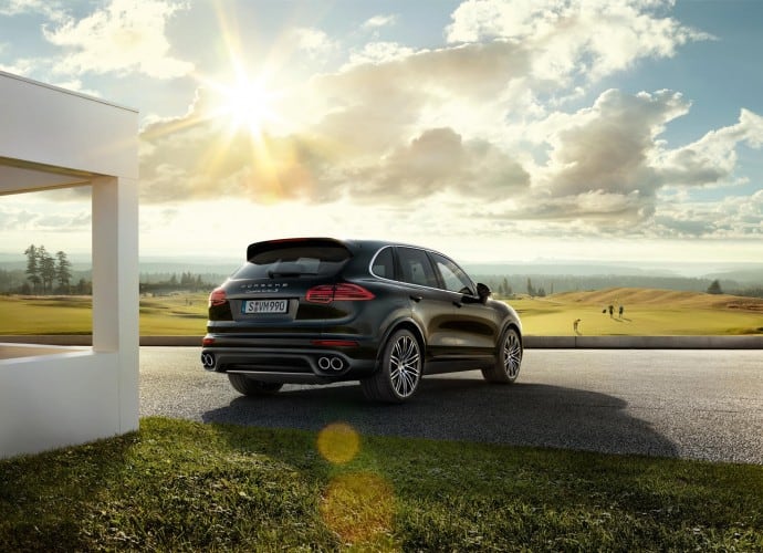 4 sorties d'échappement qui donnent le ton sur ce Turbo S