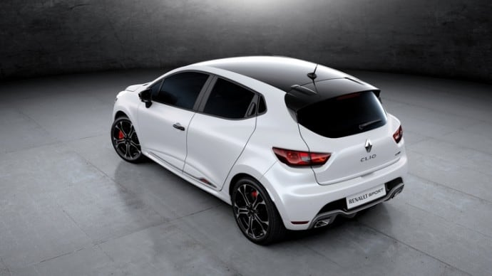 La Clio RS Trophy reçoit de nouvelles jantes, premier élément visible !