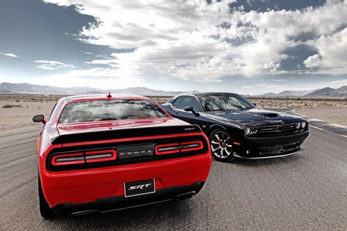 Les Charger et Challenger SRT Hellcat contraintes à l'arrêt des commandes