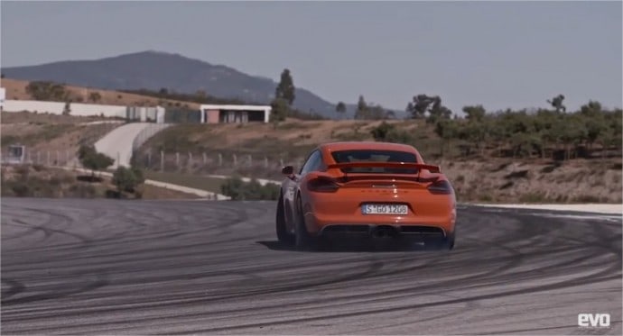 Le Cayman GT4 est fait pour la piste mais se comporte très bien en circulation normale