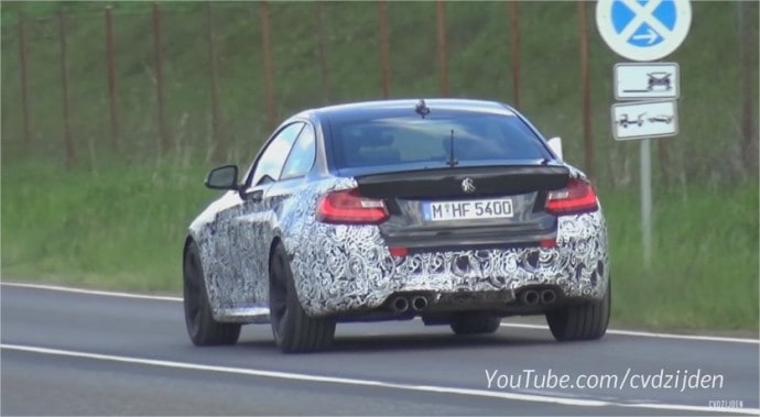 370 chevaux, 6 cylindres en ligne, 4 sorties d'échappement, voici quelques caractéristiques de la BMW M2 à venir